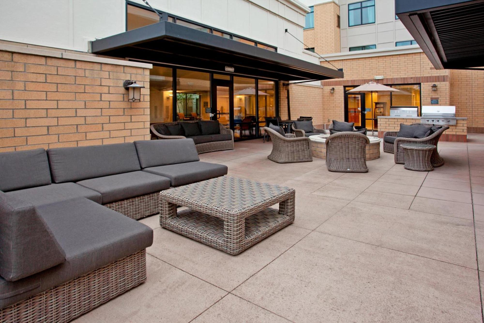 Residence Inn By Marriott Portland Airport At Cascade Station Exterior photo